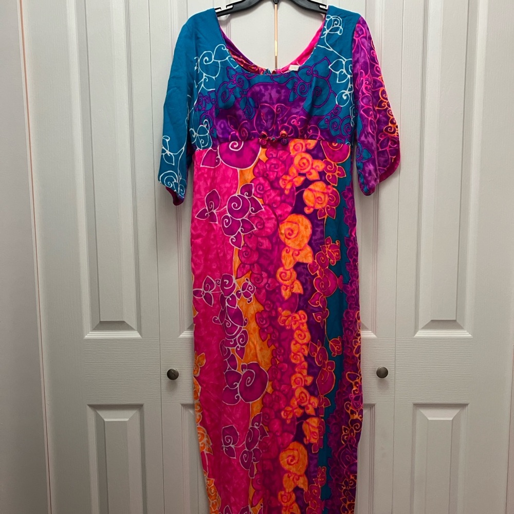 Vintage maxi aloha dress
